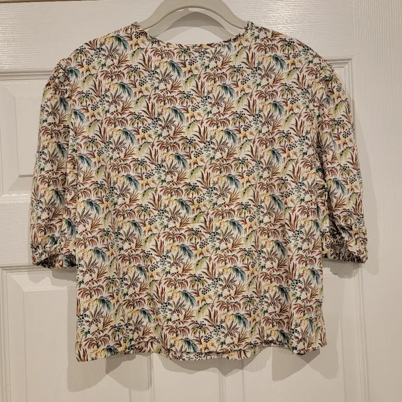 Ann Taylor Small Tie Neck Puff Sleeve Top, New with Tag - Picture 5 of 6